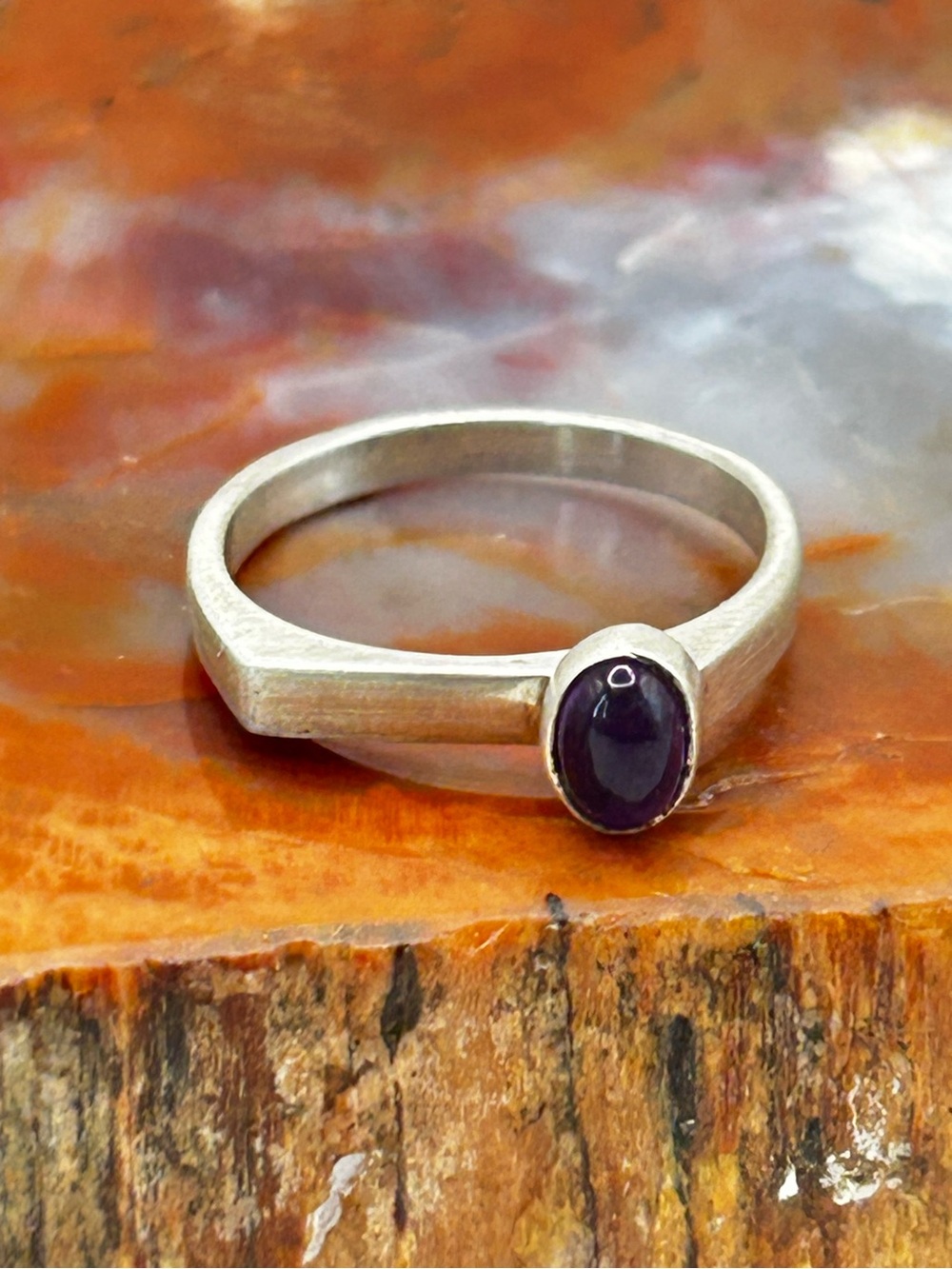 Contemporary Sterling Silver Amethyst Ring - Size 8